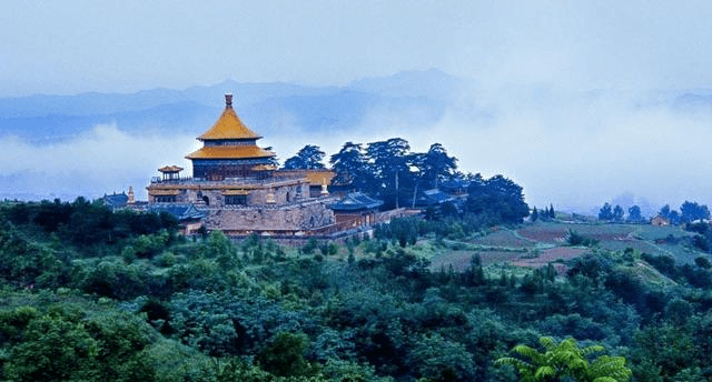 承德，历史长河中的璀璨明珠